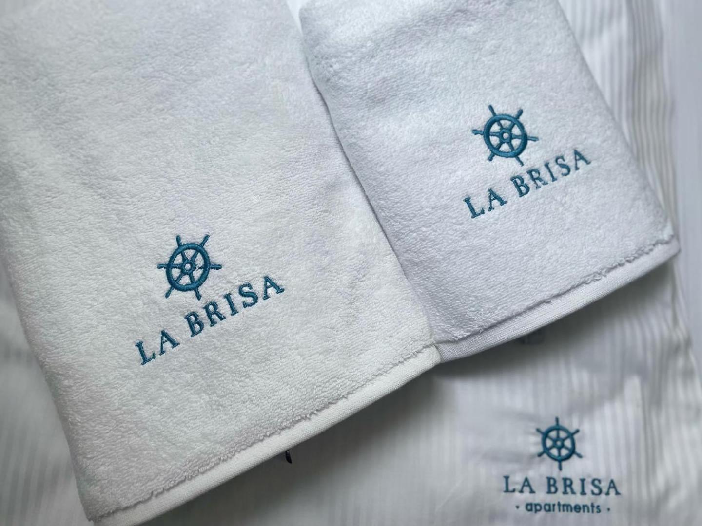 La Brisa Apartments Дзивновек Екстериор снимка