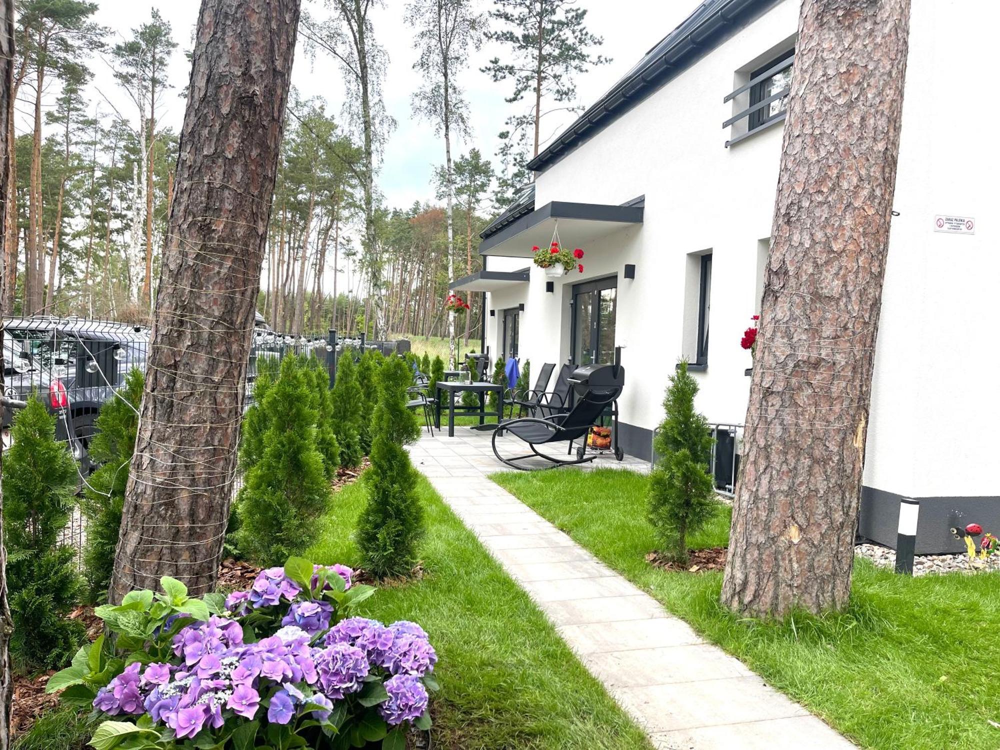 La Brisa Apartments Дзивновек Екстериор снимка