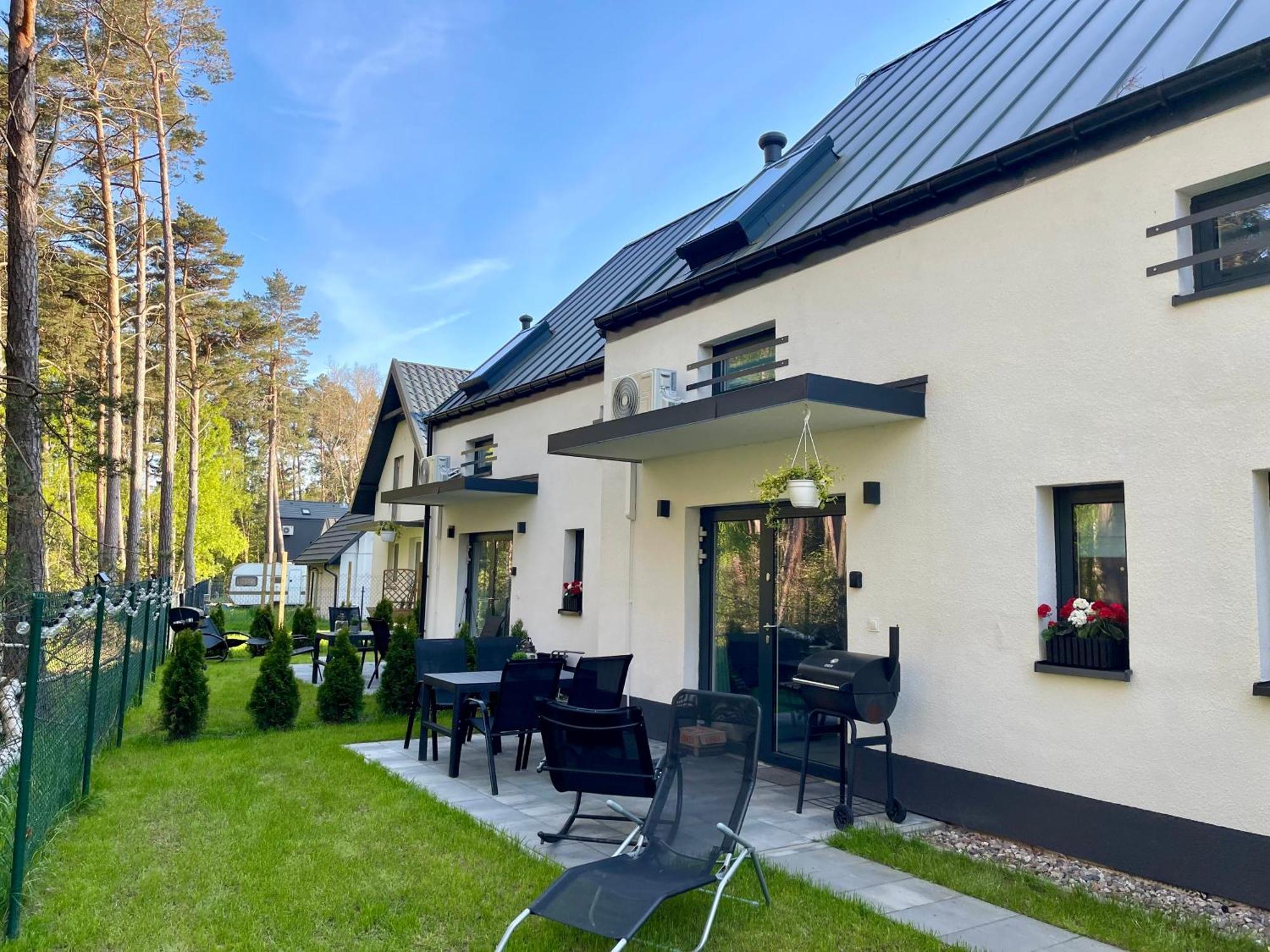 La Brisa Apartments Дзивновек Екстериор снимка
