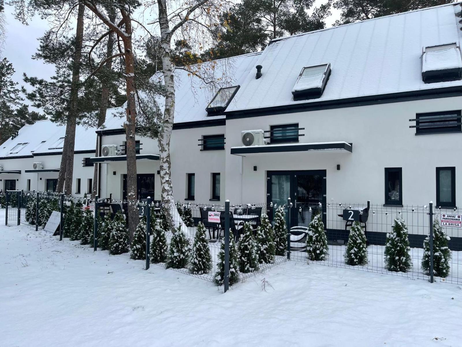 La Brisa Apartments Дзивновек Екстериор снимка